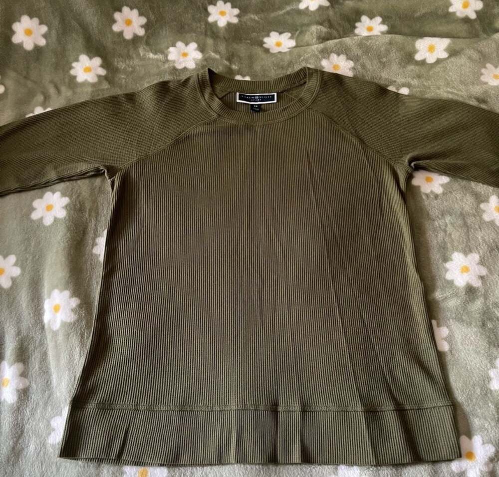 Karen Scott Sport Olive Green Ribbed Knit Short Sleeve Raglan Top